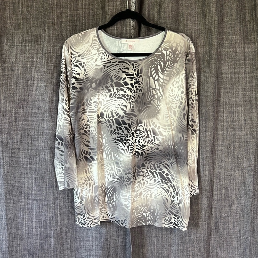 JM collection long sleeve tshirt with tie dye animal print size XL